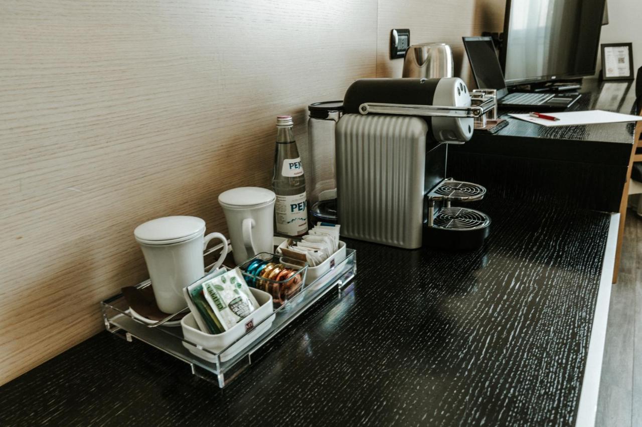 Hotel Carpi Zewnętrze zdjęcie